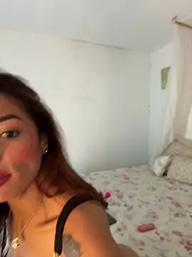 Snapshot of monnay520 chatting on June 7, 2026, 6:29 am monnay520 online show from June 7, 2026, 6:29 am