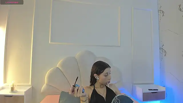 Cloedurant online show from February 7, 2026, 9:01 pm