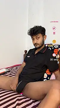 Snapshot of ShayanLK chatting on February 18, 2026, 8:49 pm ShayanLK online show from February 18, 2026, 8:49 pm