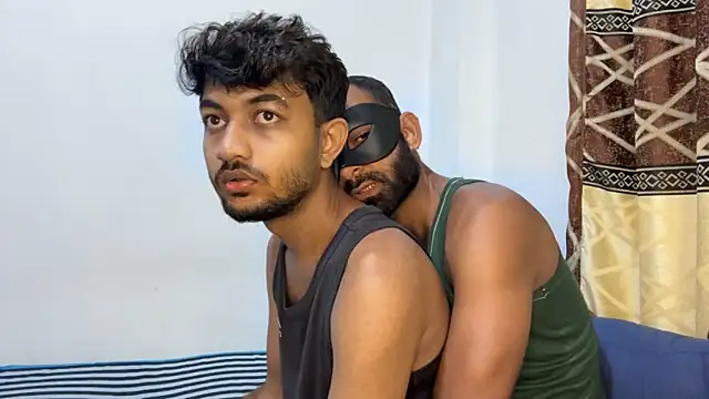 Snapshot of ShayanLK chatting on February 27, 2026, 2:23 am ShayanLK online show from February 27, 2026, 2:23 am