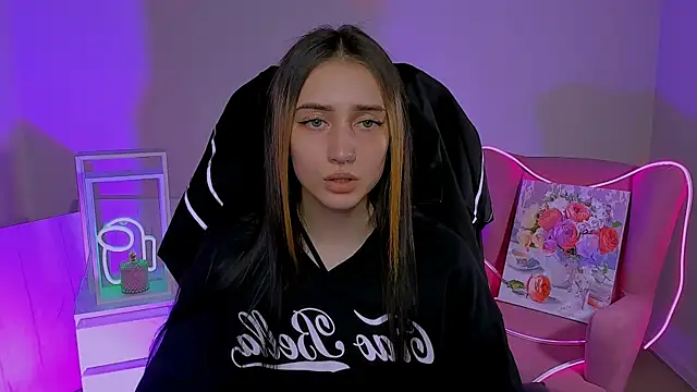 Snapshot of olivianorton chatting on October 16, 2025, 1:08 pm olivianorton online show from October 16, 2025, 1:08 pm