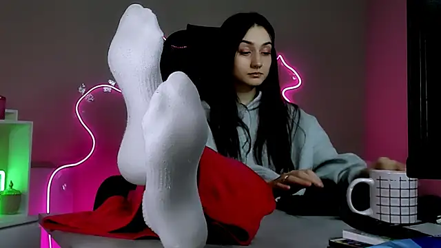 Snapshot of olivianorton chatting on March 16, 2026, 4:10 pm olivianorton online show from March 16, 2026, 4:10 pm