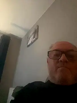 naughtygrandad1 online show from December 2, 2025, 7:32 am