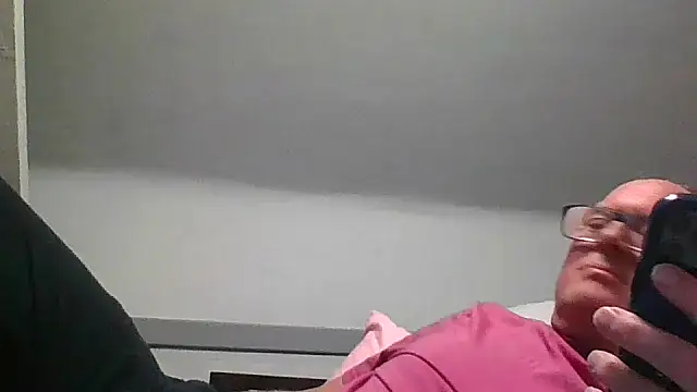 naughtygrandad1 online show from April 17, 2026, 10:12 pm