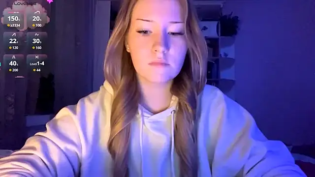 Snapshot of PandaFluff chatting on February 15, 2026, 7:02 pm PandaFluff online show from February 15, 2026, 7:02 pm