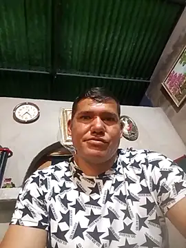 Snapshot of Franklin111230 chatting on February 6, 2026, 10:17 pm Franklin111230 online show from February 6, 2026, 10:17 pm