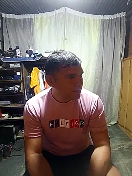 Snapshot of Franklin111230 chatting on February 3, 2026, 12:10 am Franklin111230 online show from February 3, 2026, 12:10 am