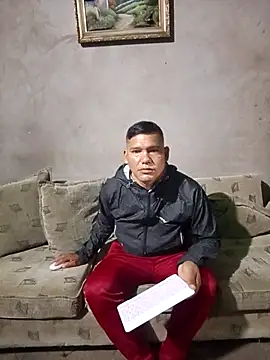 Snapshot of Franklin111230 chatting on February 15, 2026, 10:36 am Franklin111230 online show from February 15, 2026, 10:36 am