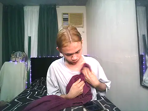 Sweet-shopia online show from October 24, 2025, 1:43 pm