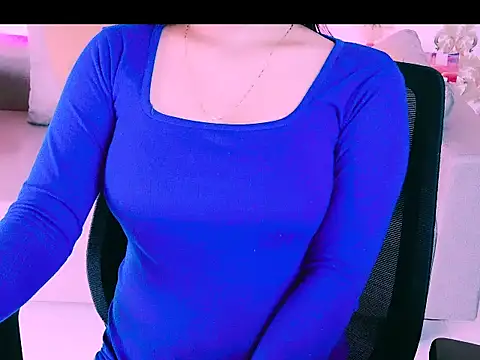 Snapshot of My_Rose chatting on November 27, 2025, 9:48 pm My Rose online show from November 27, 2025, 9:48 pm