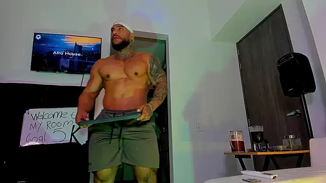 Snapshot of Andrew_Johnnson chatting on October 4, 2025, 11:06 pm Andrew Johnnson online show from October 4, 2025, 11:06 pm