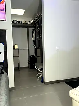 Snapshot of Andrew_Johnnson chatting on November 28, 2025, 7:25 pm Andrew Johnnson online show from November 28, 2025, 7:25 pm