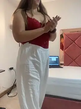 Snapshot of emma_hot2006 chatting on December 14, 2025, 4:01 pm emma hot2006 online show from December 14, 2025, 4:01 pm