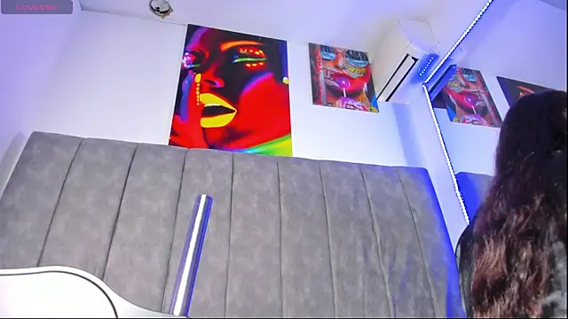 pretty78angel online show from October 17, 2025, 8:54 pm