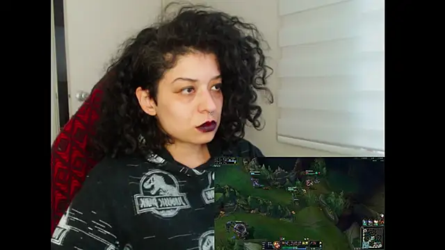 miss carmila1 online show from September 9, 2025, 10:52 pm