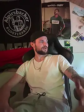 Mexxwell69 online show from September 22, 2025, 10:49 pm