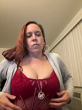 AustinandTaraHtx online show from September 12, 2025, 6:35 am