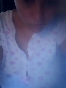 Snapshot of Cassandrina1 chatting on September 16, 2025, 5:19 am Cassandrina1 online show from September 16, 2025, 5:19 am