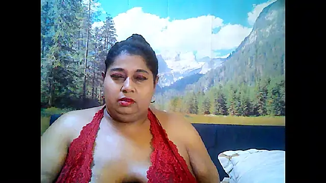 Snapshot of indianhoney694u chatting on September 13, 2025, 5:18 am indianhoney694u online show from September 13, 2025, 5:18 am