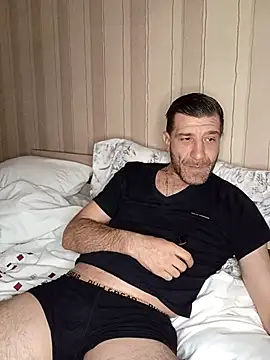 Alexdaniel89 online show from April 17, 2026, 8:22 pm