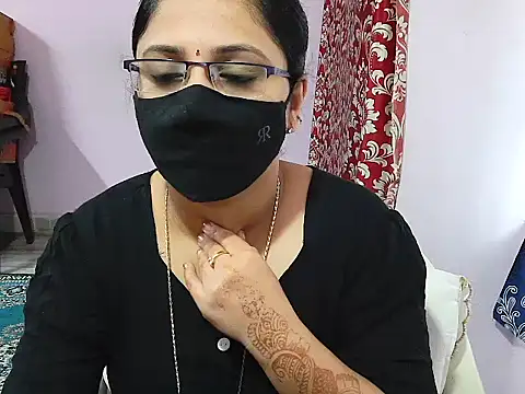 jannu6482 online show from November 30, 2025, 7:53 am