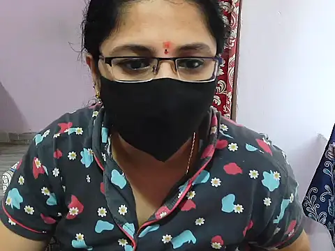 jannu6482 online show from October 22, 2025, 8:47 am