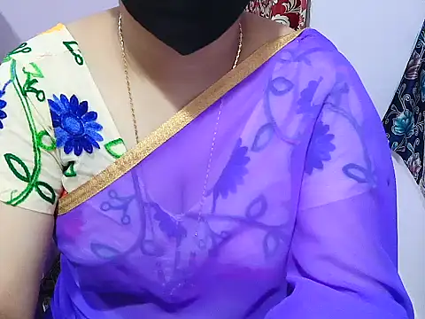 jannu6482 online show from October 23, 2025, 2:27 pm