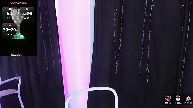 CandyAinsley online show from November 23, 2025, 1:15 am