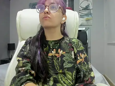 dalila macherano1 online show from September 9, 2025, 11:41 am