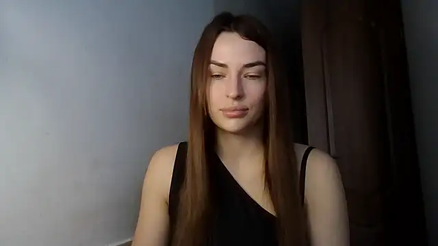 MandiBrooks online show from November 3, 2025, 11:58 am