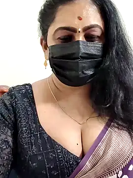 Snapshot of Sweetie_swetha37 chatting on March 6, 2026, 10:21 am Sweetie swetha37 online show from March 6, 2026, 10:21 am