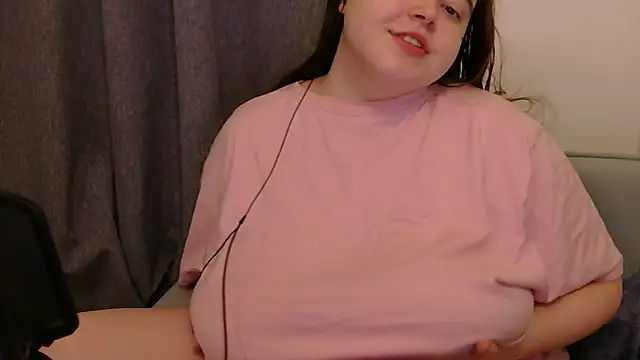 brattyprincessemma online show from January 17, 2026, 2:20 pm