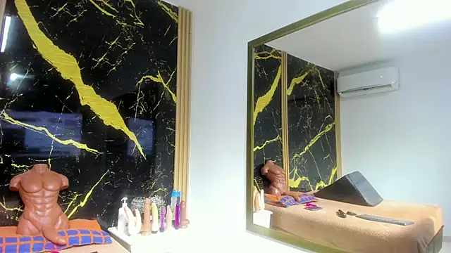 AdrianaVegga online show from February 18, 2026, 3:15 am