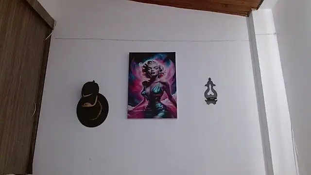 Crystal Star  online show from March 27, 2026, 1:01 pm