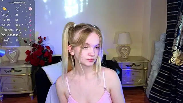 RosesKate online show from October 4, 2025, 4:25 am