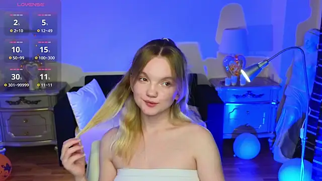 RosesKate online show from November 4, 2025, 11:58 am