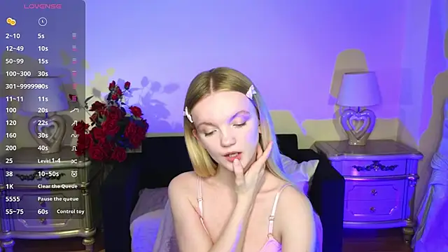 RosesKate online show from September 12, 2025, 11:32 am