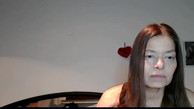 Snapshot of SexySarah177 chatting on December 8, 2024, 9:08 pm SexySarah177 online show from December 8, 2024, 9:08 pm