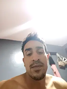 Snapshot of Monstercock9INCHES chatting on November 18, 2025, 1:43 am Monstercock9INCHES online show from November 18, 2025, 1:43 am