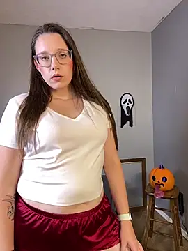 Mommasaurrex online show from October 14, 2025, 1:06 am