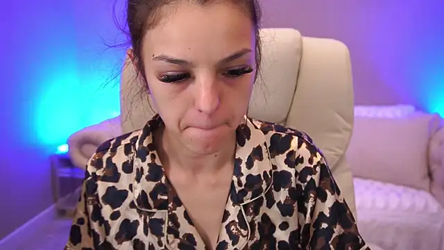 AnitaBambie online show from October 16, 2025, 6:21 am