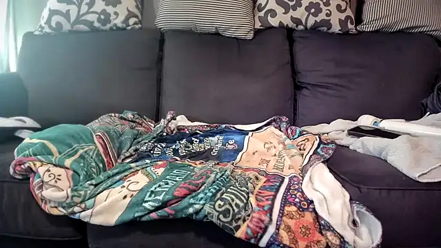 kinkykortney online show from October 29, 2025, 2:27 pm