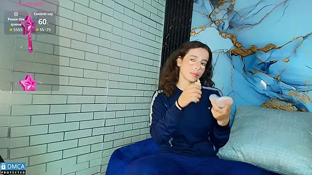 Snapshot of nena_cupcake_ chatting on September 16, 2025, 11:22 am nena cupcake online show from September 16, 2025, 11:22 am