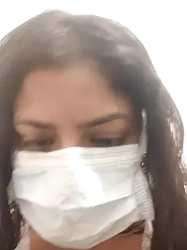 sassyy poonam online show from November 3, 2025, 3:26 pm