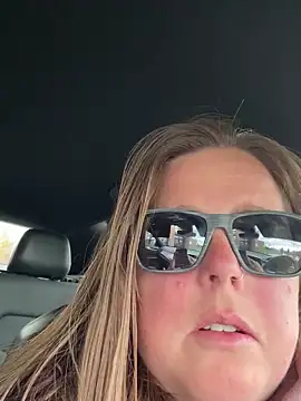 Snapshot of hornykitty1210 chatting on October 24, 2025, 7:13 pm hornykitty1210 online show from October 24, 2025, 7:13 pm