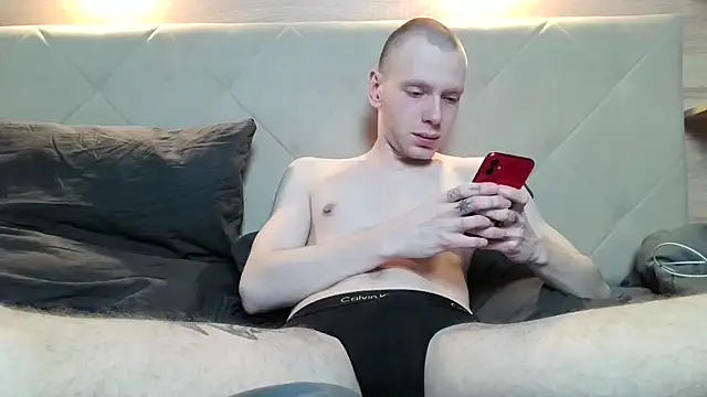 RikkiandCarl online show from January 10, 2026, 7:53 pm