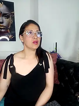 Alana steel 1 online show from September 27, 2025, 7:42 pm