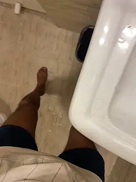 Snapshot of Johncockhot13690 chatting on January 6, 2026, 8:24 pm Johncockhot13690 online show from January 6, 2026, 8:24 pm