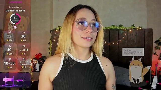 LanaMills  online show from March 27, 2026, 3:59 am