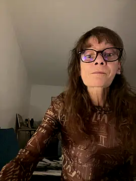 Chris06d22xh online show from October 2, 2025, 6:22 pm